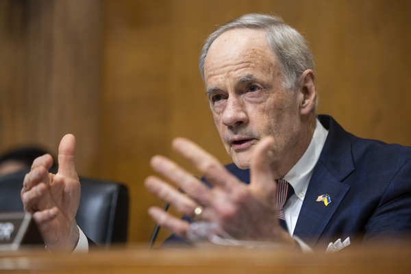 Sen. Tom Carper speaks.